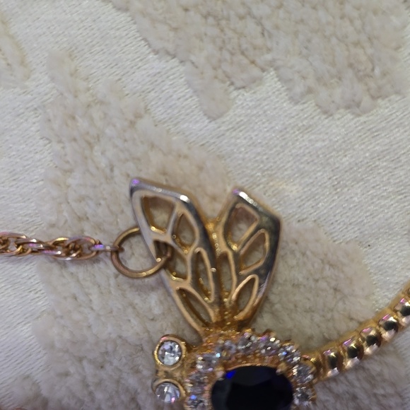 Dragon Fly Necklace - Unbranded - Picture 3 of 4